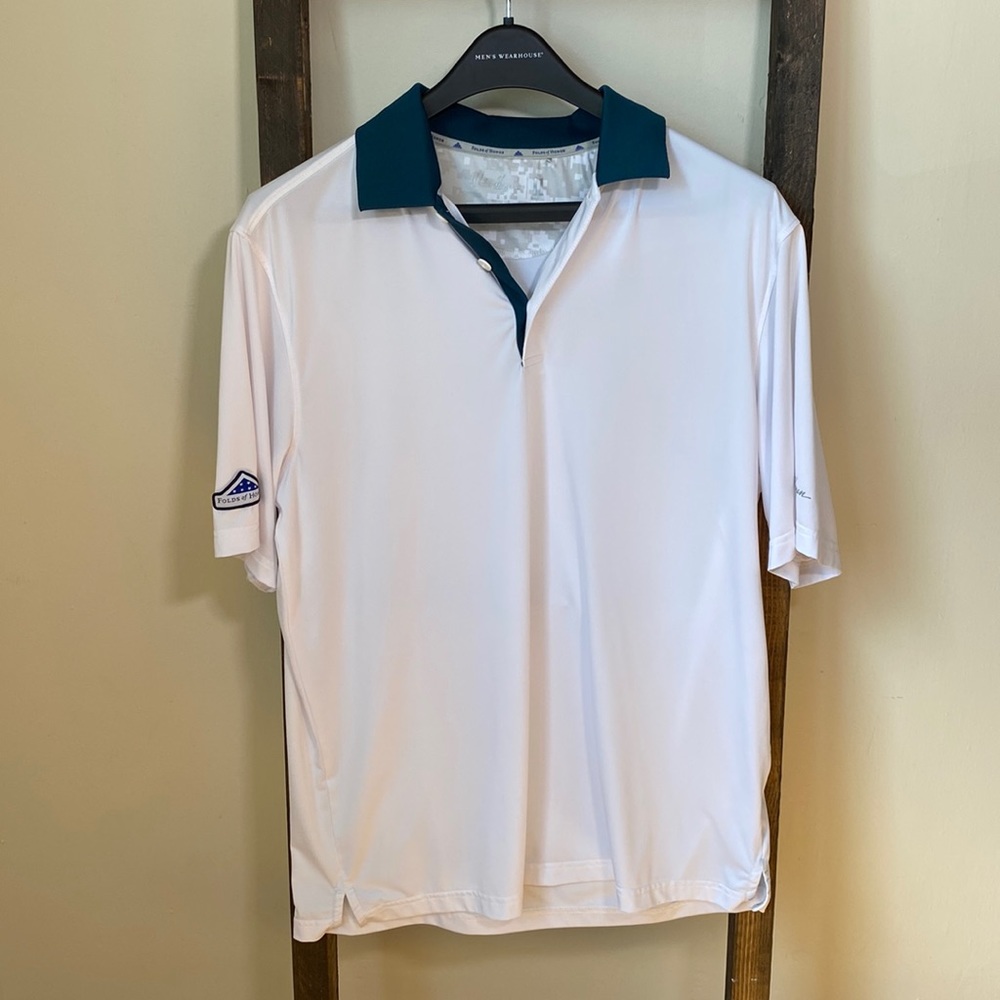 Walter Hagen Golf Shirt, Size M (fits like a L)